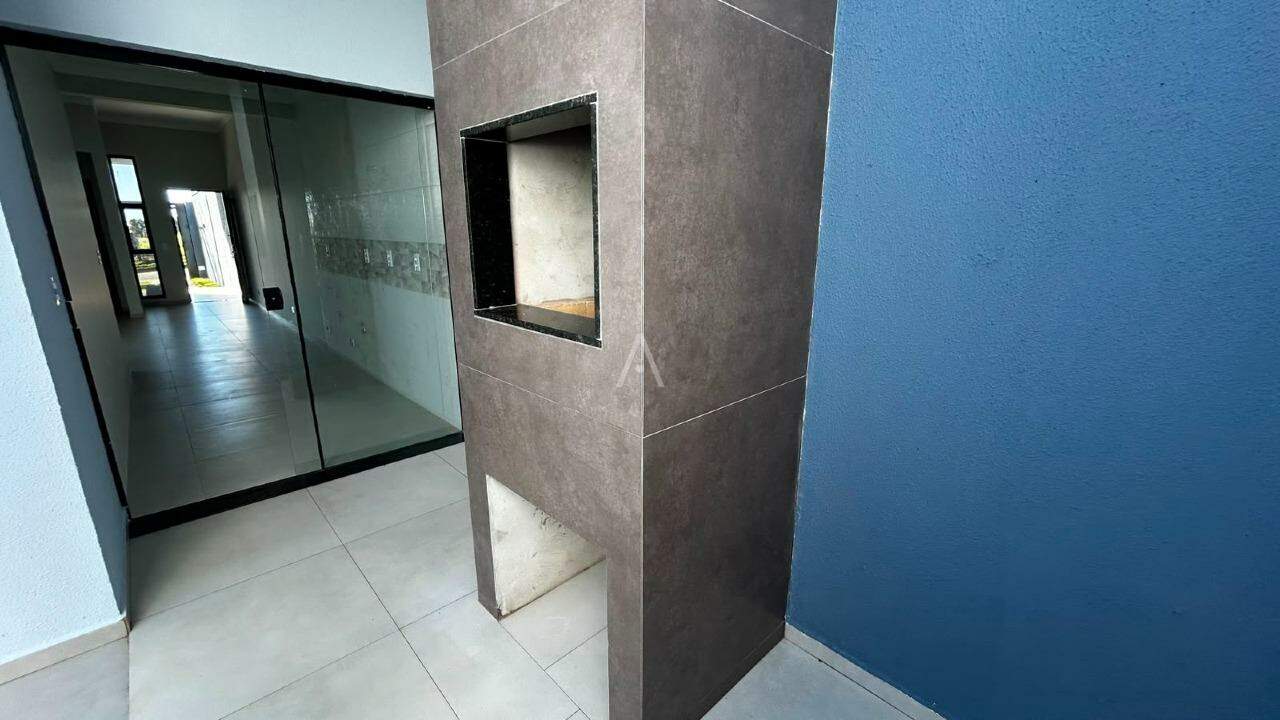 Casa Residencial para à venda no Bairro INTERLAGOS em CASCAVEL: 