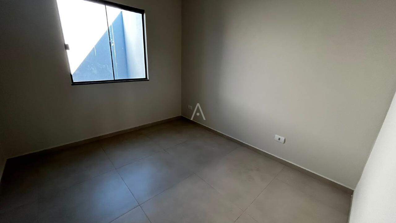 Casa Residencial para à venda no Bairro INTERLAGOS em CASCAVEL: 