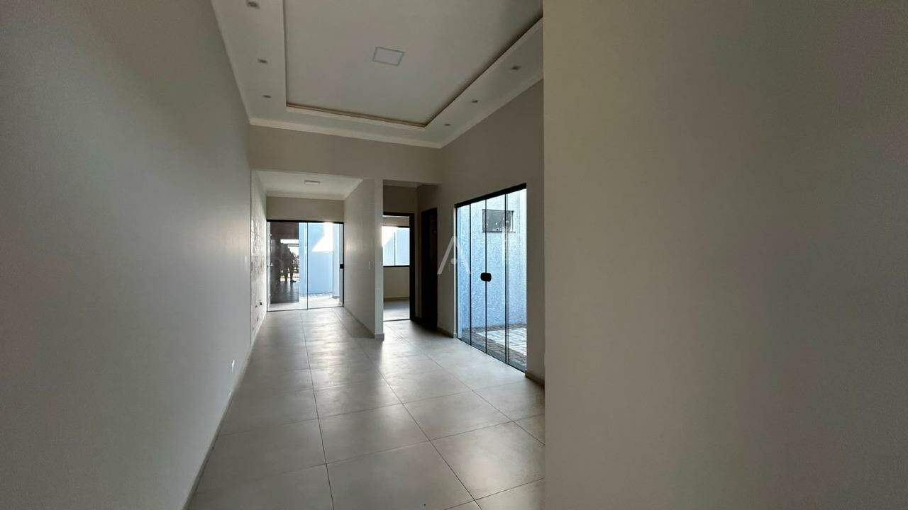 Casa Residencial para à venda no Bairro INTERLAGOS em CASCAVEL: 