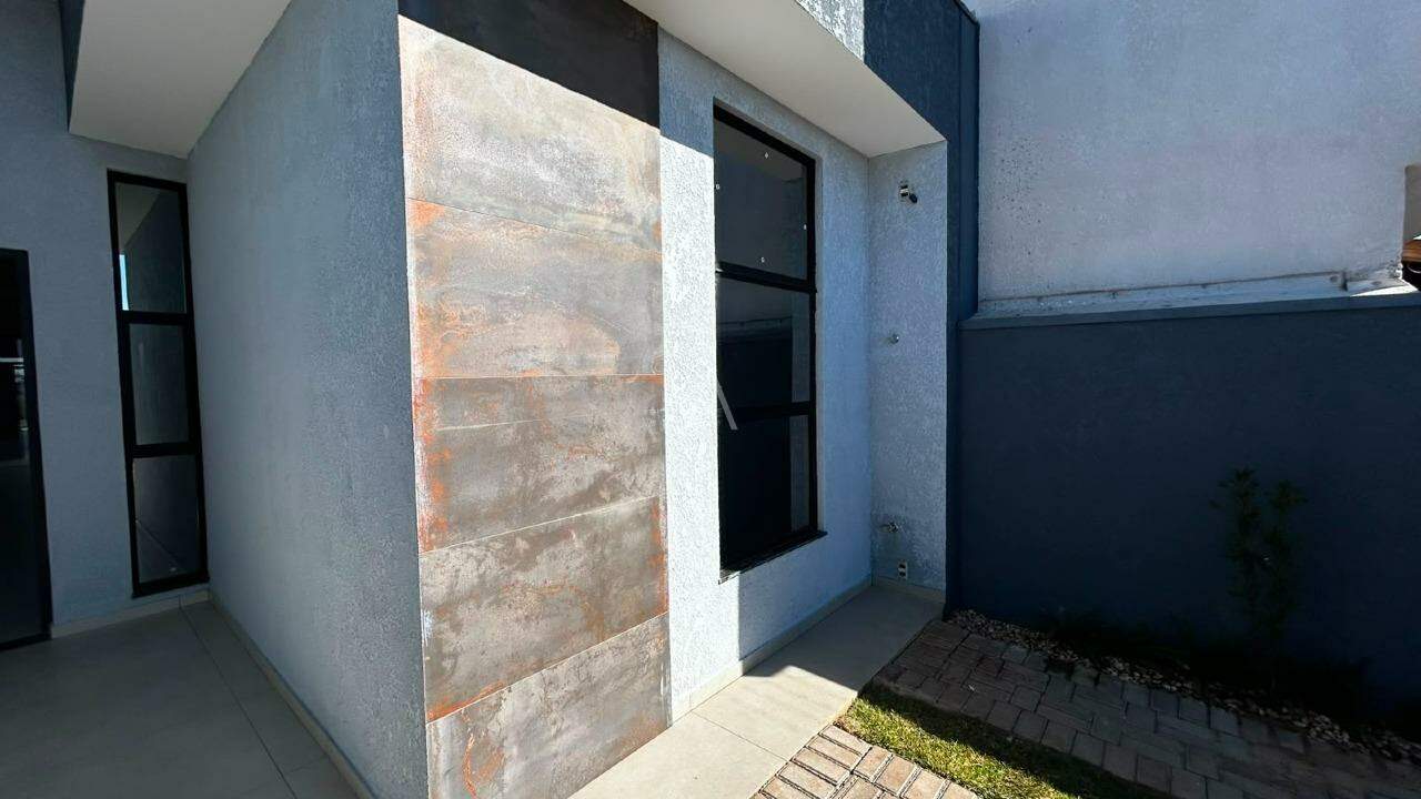 Casa Residencial para à venda no Bairro INTERLAGOS em CASCAVEL: 