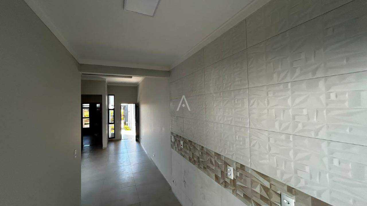 Casa Residencial para à venda no Bairro INTERLAGOS em CASCAVEL: 