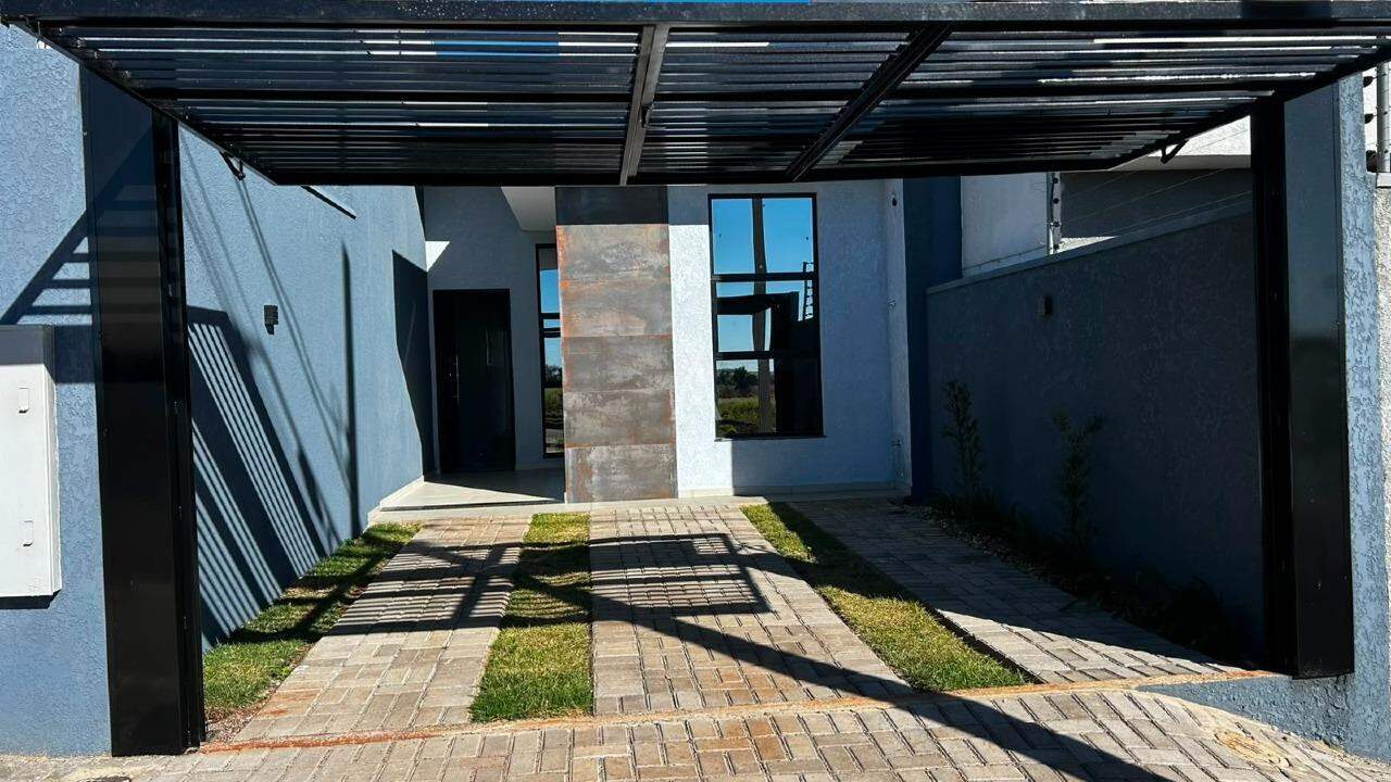 Casa Residencial para à venda no Bairro INTERLAGOS em CASCAVEL: 