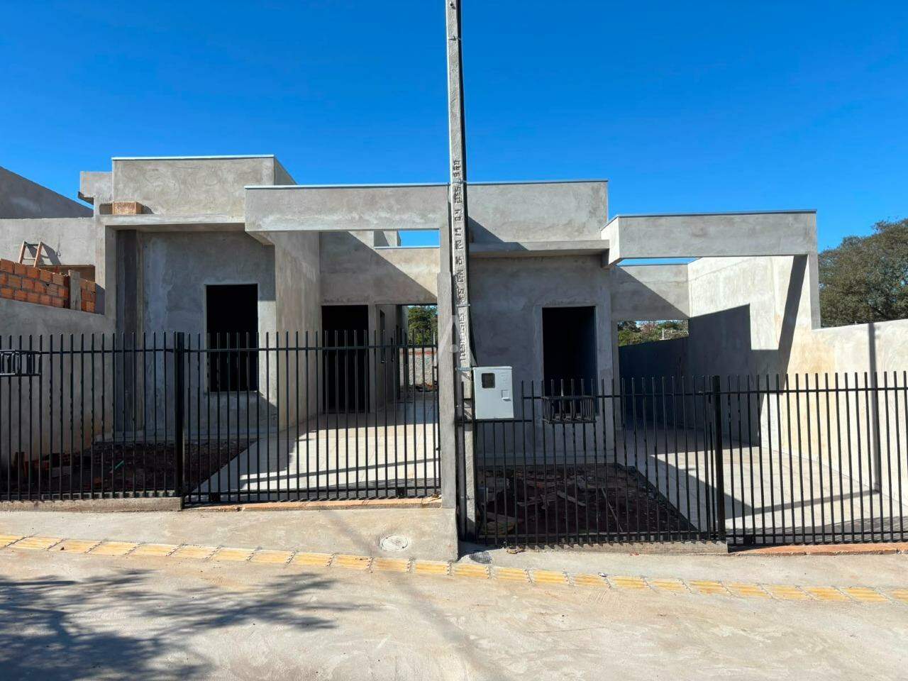 Casa Residencial para à venda no Bairro JARDIM PANORAMA em TOLEDO: 
