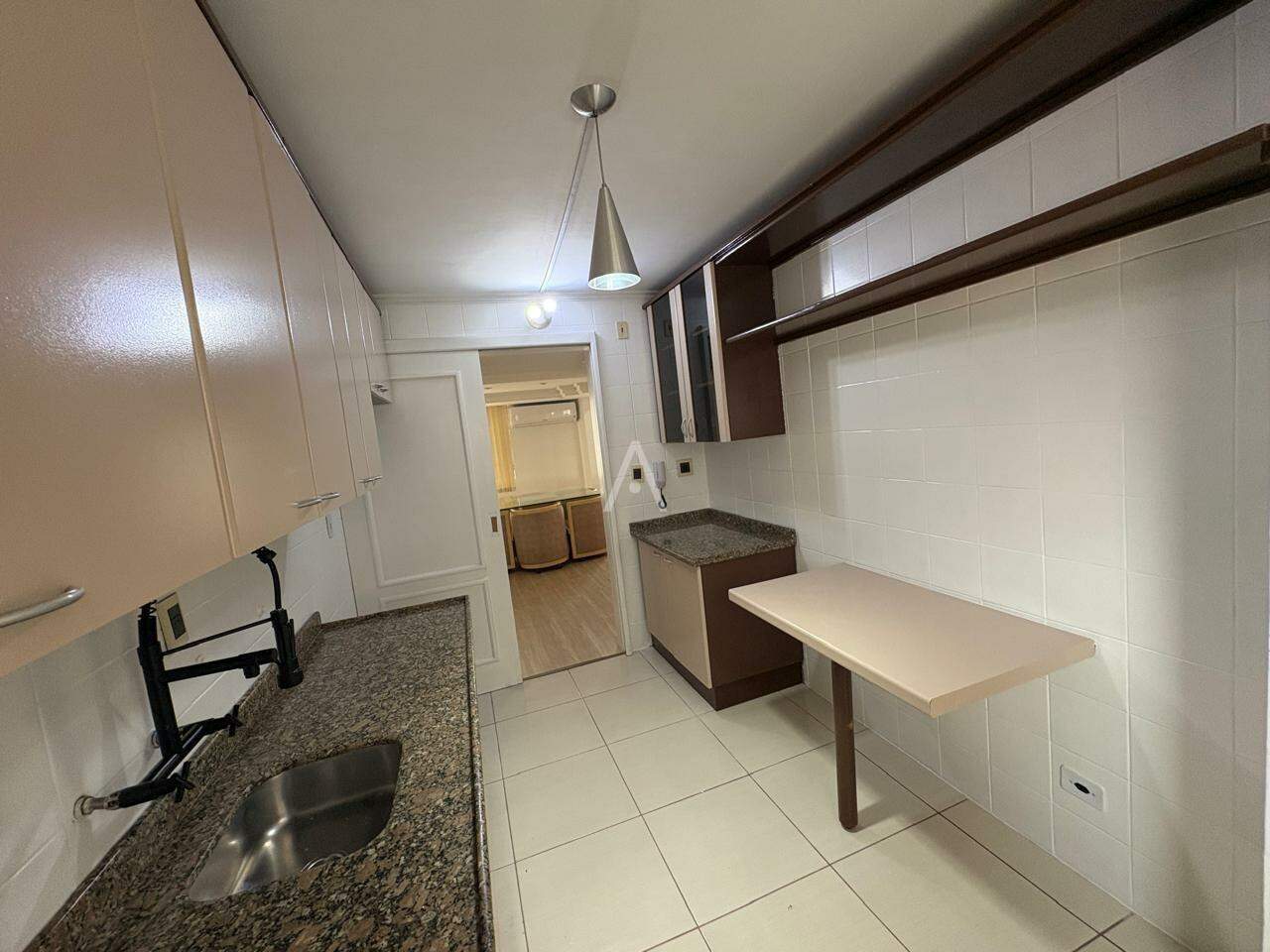 Apartamento para para aluguel no Bairro CENTRO em CASCAVEL: