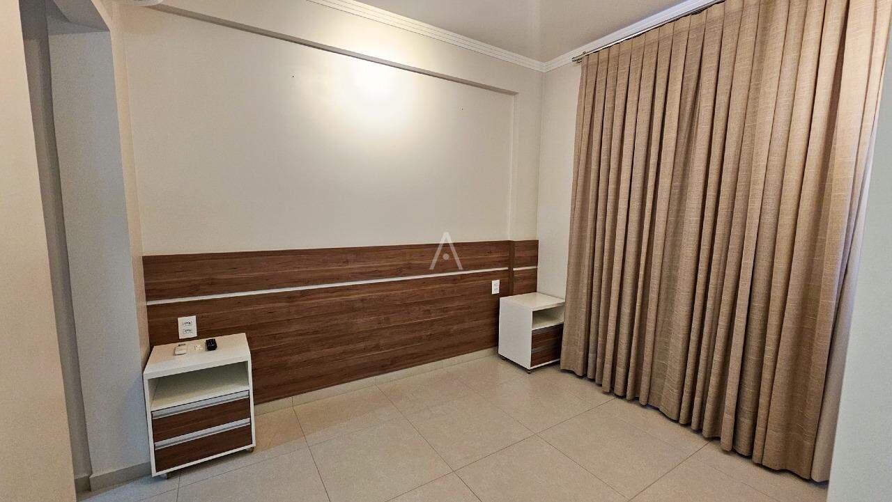 Apartamento para para aluguel no Bairro CENTRO em CASCAVEL: 