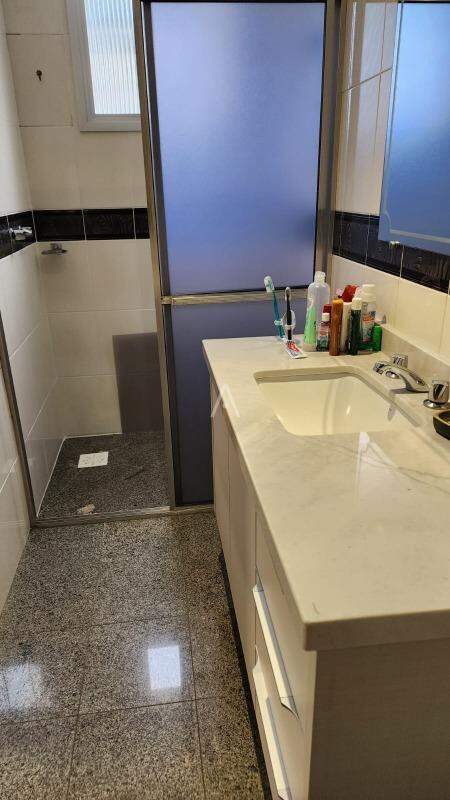 Apartamento para para aluguel no Bairro CENTRO em CASCAVEL: 