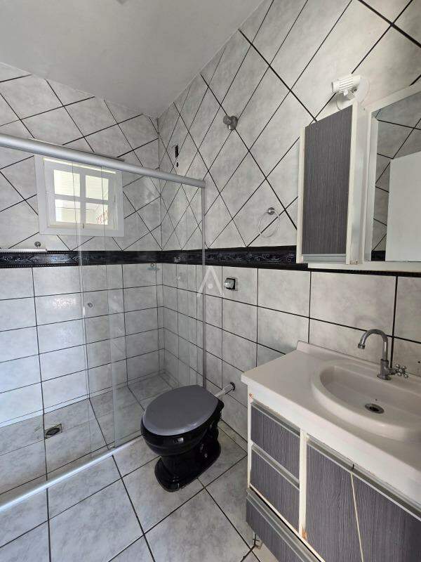 Casa Residencial para para aluguel no Bairro JARDIM PANCERA em TOLEDO: