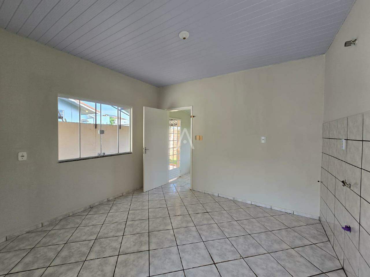 Casa Residencial para para aluguel no Bairro JARDIM PANCERA em TOLEDO: