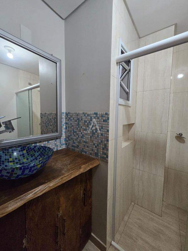 Apartamento para para aluguel no Bairro VILA BECKER em TOLEDO: