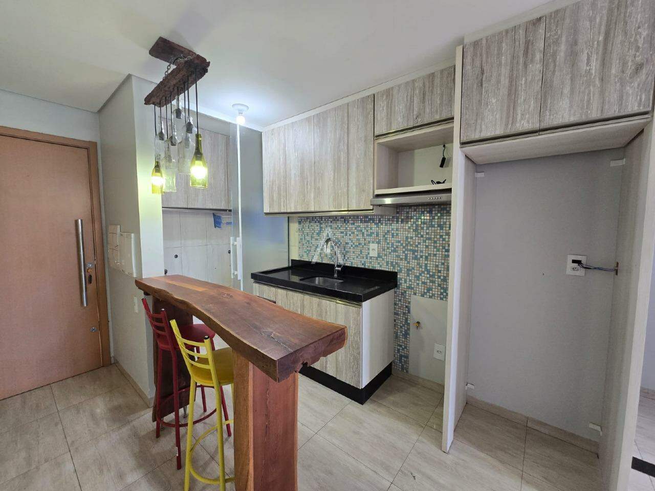 Apartamento para para aluguel no Bairro VILA BECKER em TOLEDO: 