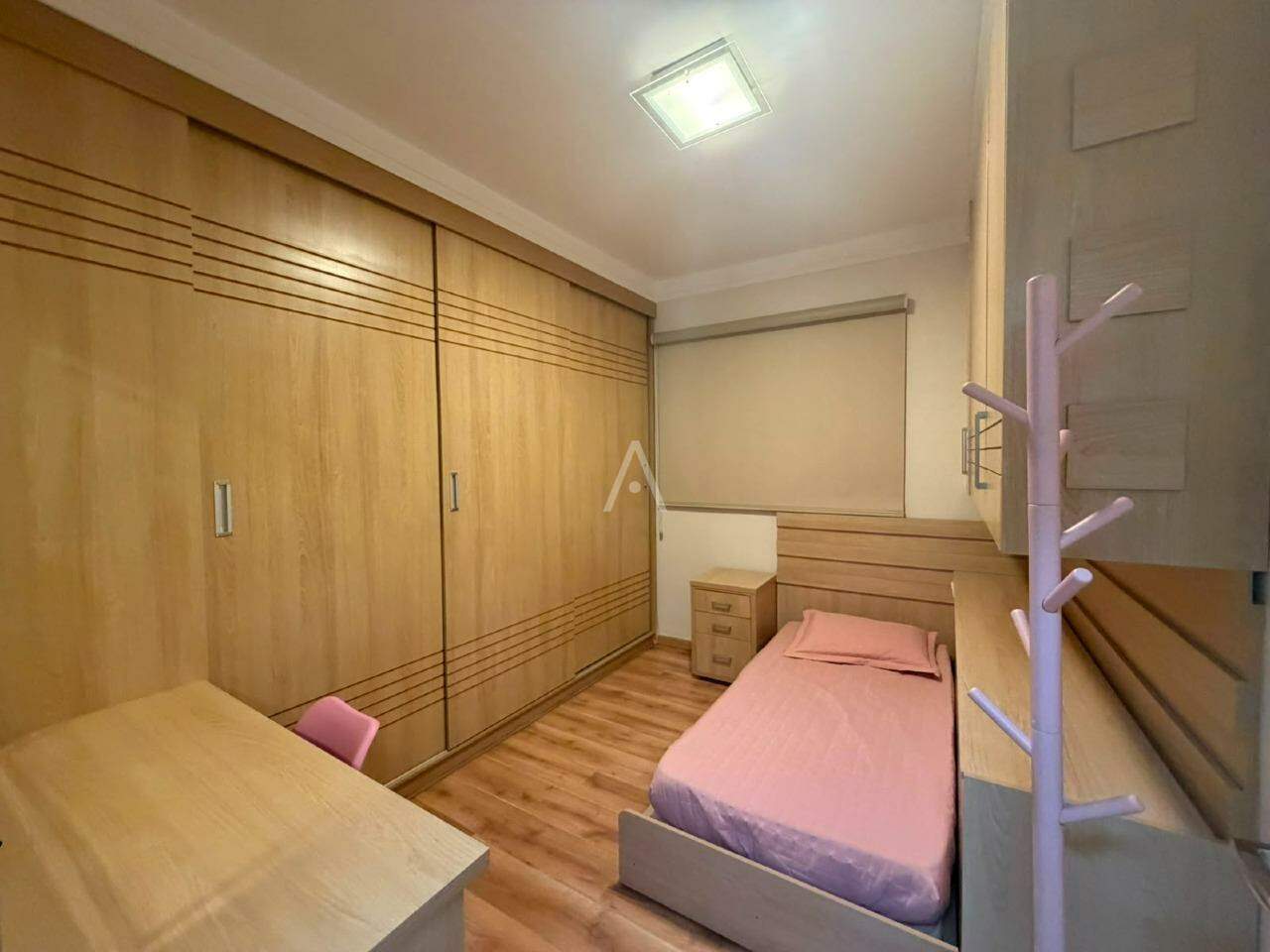 Apartamento para à venda no Bairro CENTRO em CASCAVEL: 