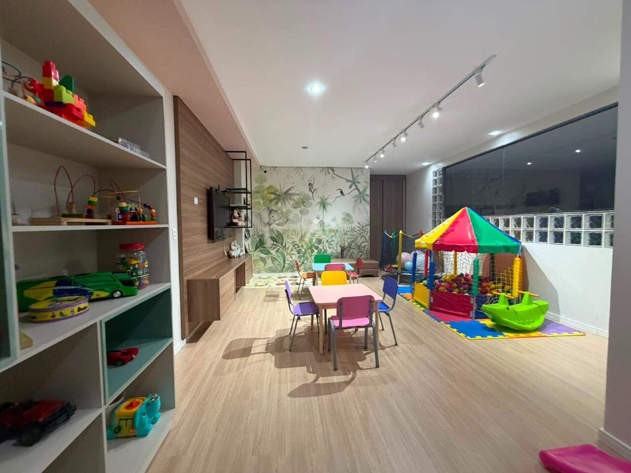 Apartamento para à venda no Bairro CENTRO em CASCAVEL: 