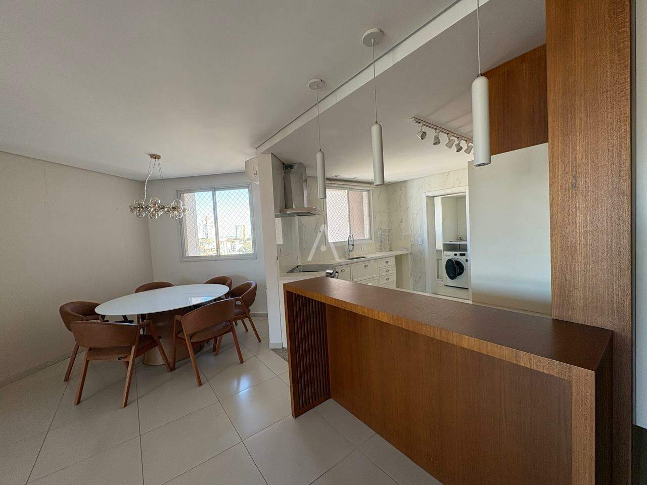 Apartamento para para aluguel no Bairro CENTRO em CASCAVEL: