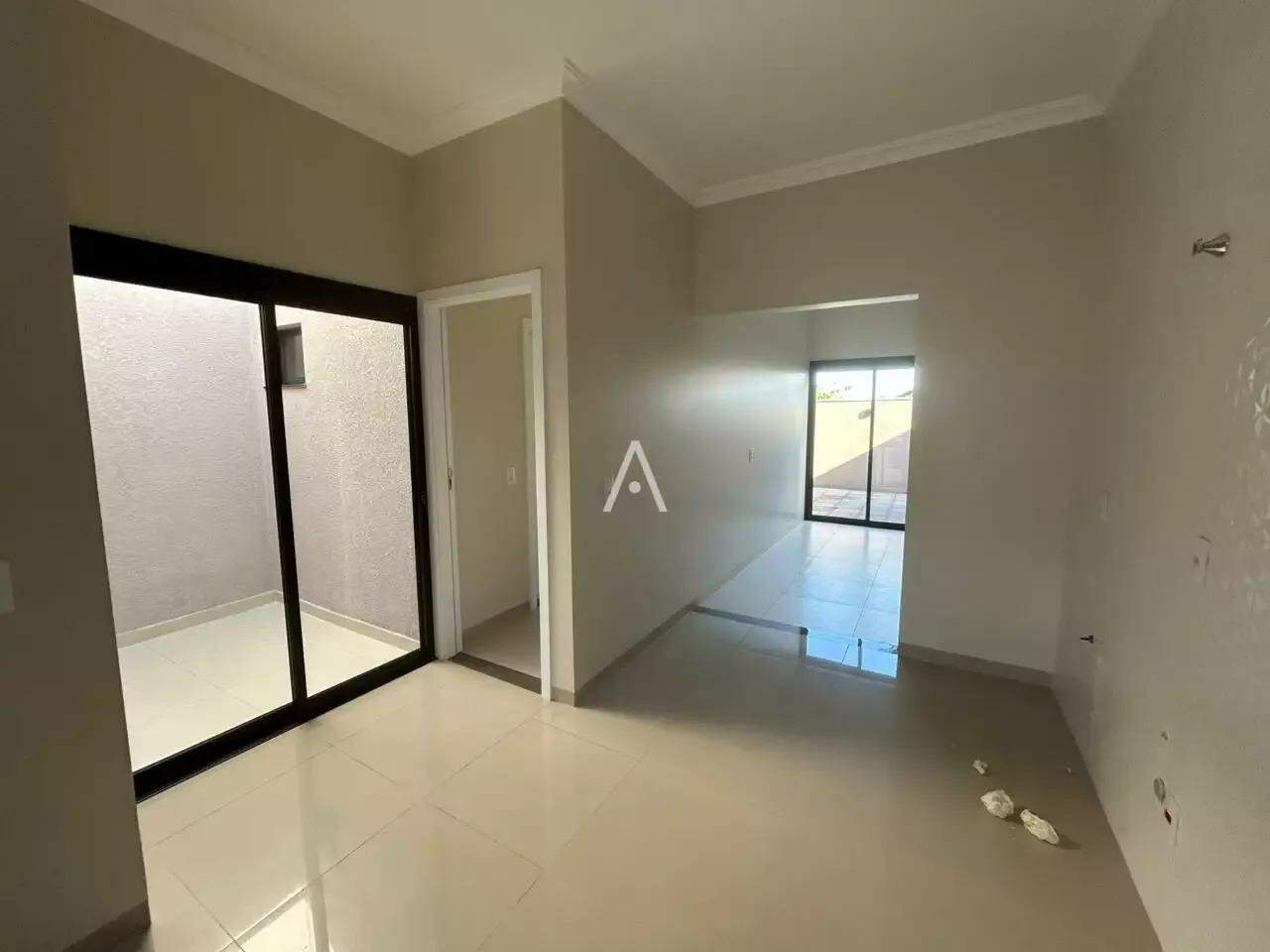 Casa Residencial para à venda no Bairro 14 DE NOVEMBRO em CASCAVEL: