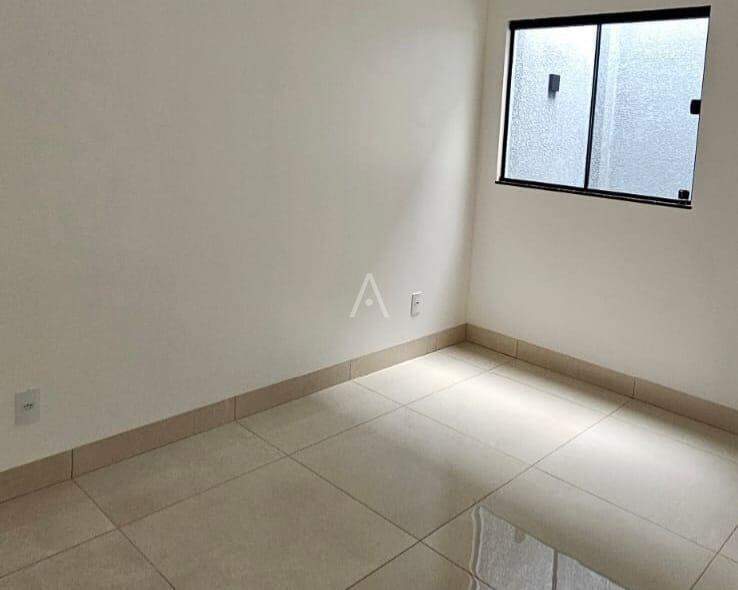 Casa Residencial para à venda no Bairro JARDIM COOPAGRO em TOLEDO: 