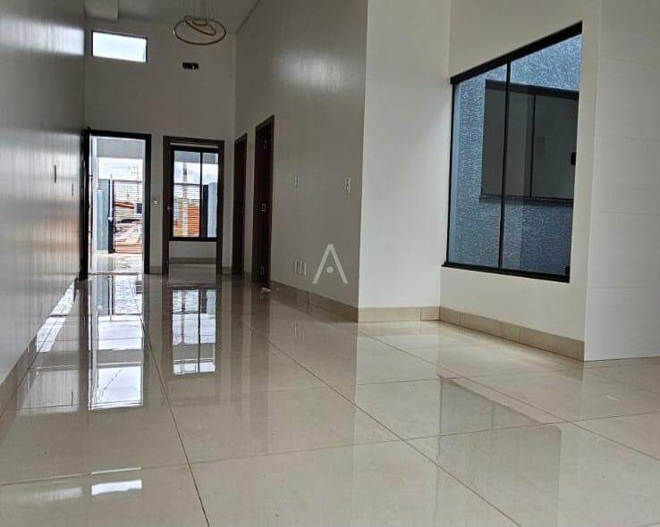 Casa Residencial para à venda no Bairro JARDIM COOPAGRO em TOLEDO: 