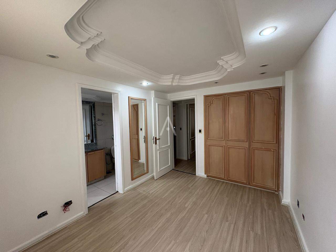 Apartamento para à venda no Bairro CENTRO em CASCAVEL: 