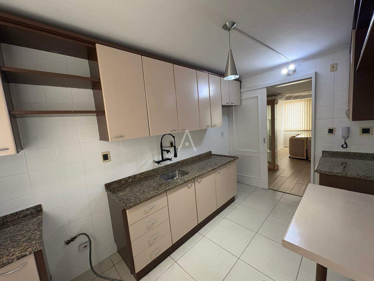 Apartamento para à venda no Bairro CENTRO em CASCAVEL: 
