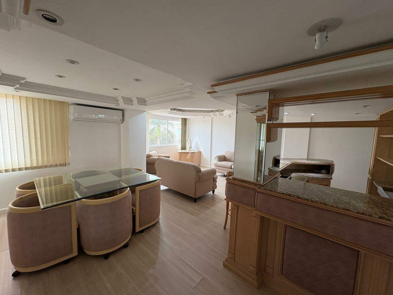 Apartamento para à venda no Bairro CENTRO em CASCAVEL: 
