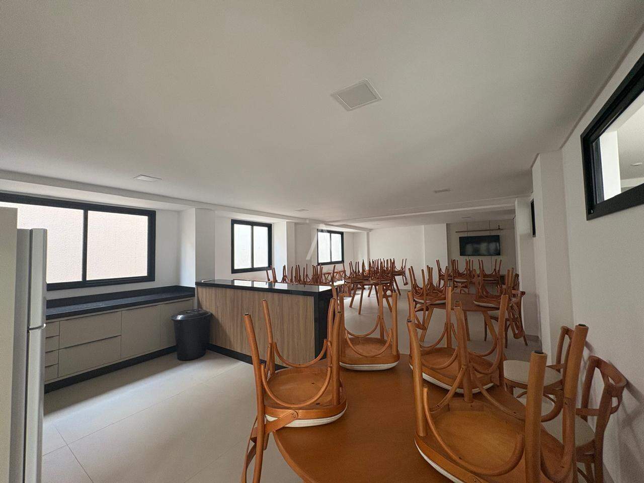 Apartamento para para aluguel no Bairro CENTRO em CASCAVEL: 