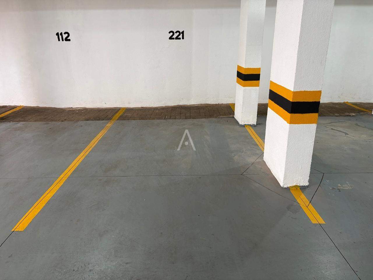 Apartamento para para aluguel no Bairro CENTRO em CASCAVEL: vaga carro