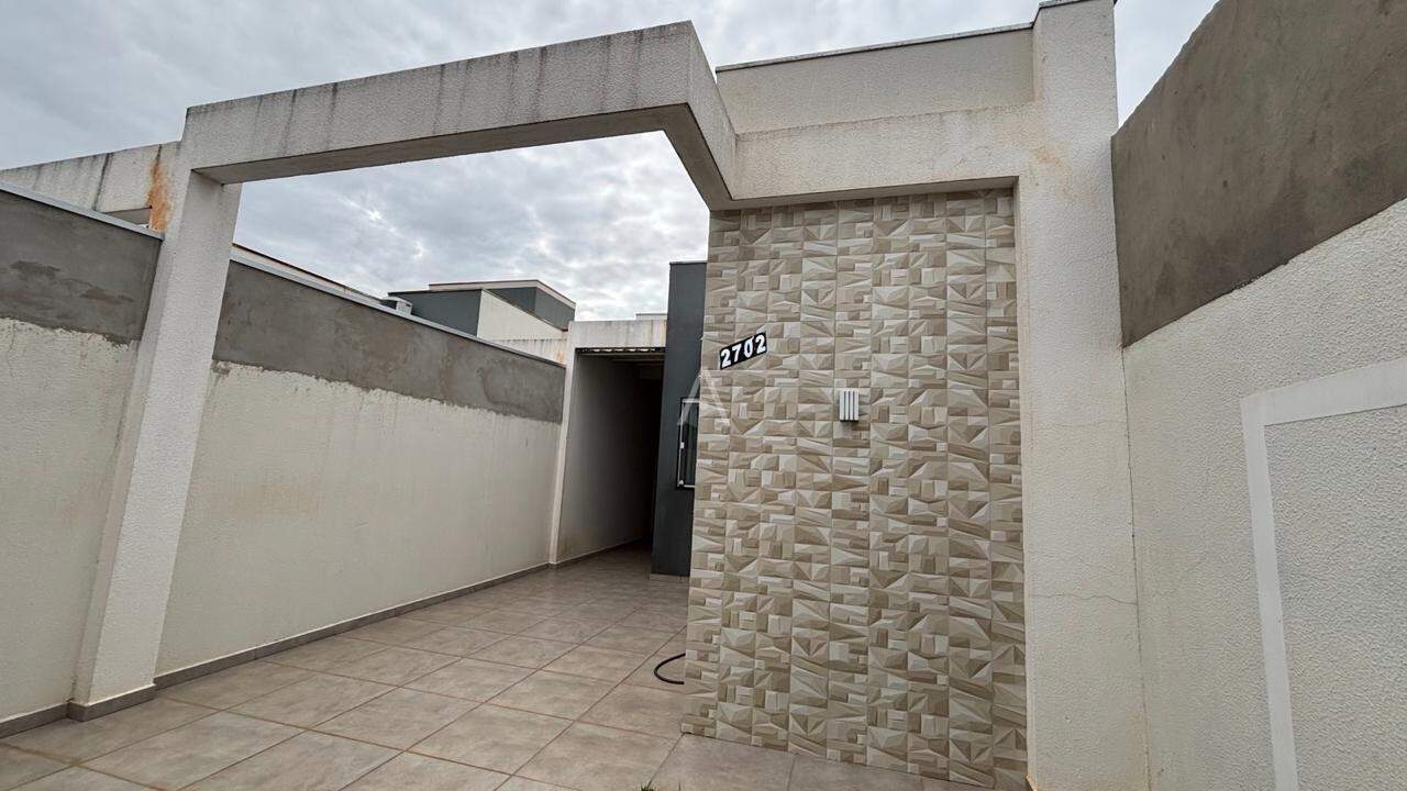 Casa Residencial para à venda no Bairro JARDIM COOPAGRO em TOLEDO: 