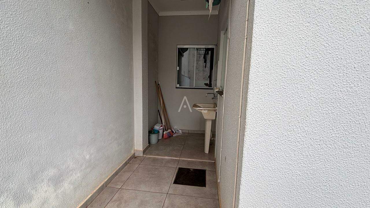 Casa Residencial para à venda no Bairro JARDIM COOPAGRO em TOLEDO: 