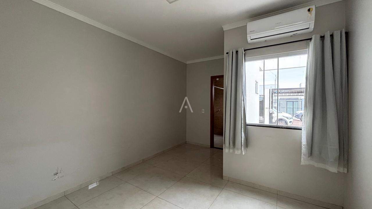 Casa Residencial para à venda no Bairro JARDIM COOPAGRO em TOLEDO: 