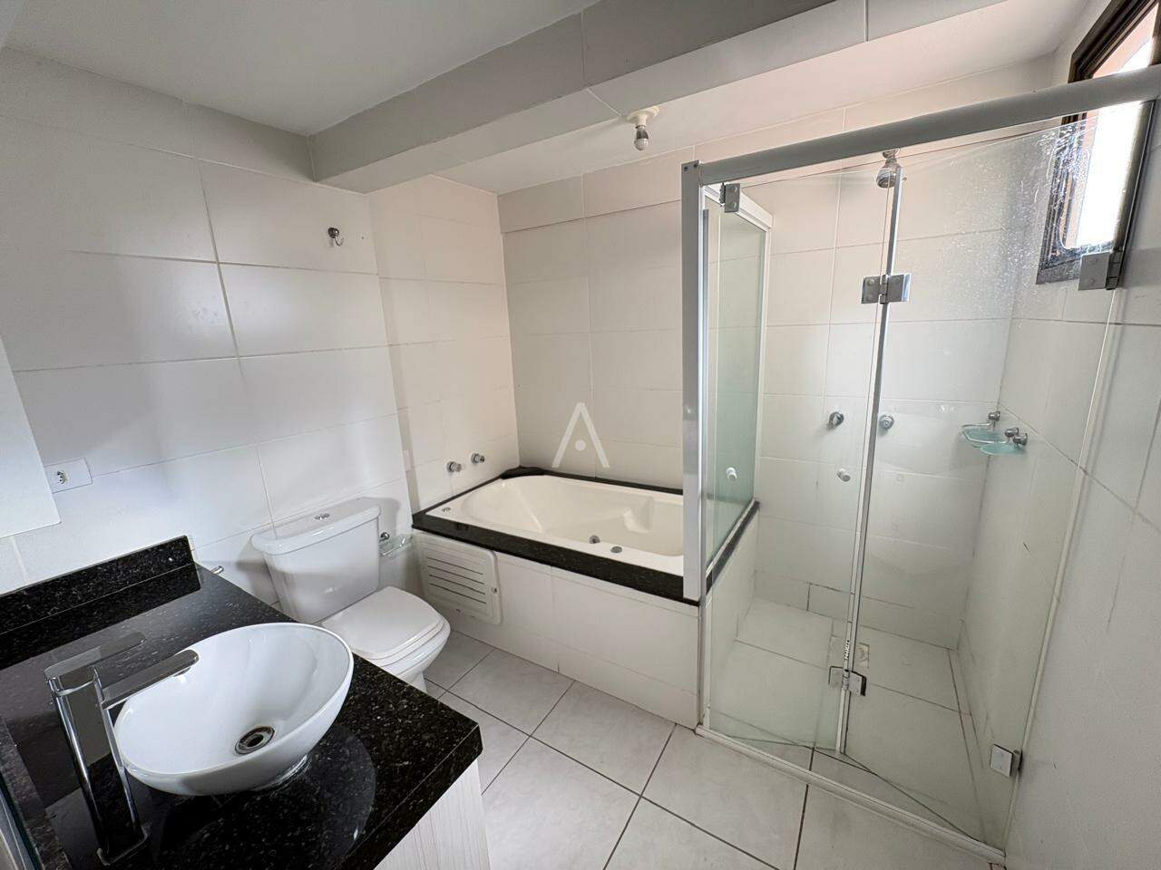 Apartamento para à venda no Bairro CENTRO em CASCAVEL: bwc suite