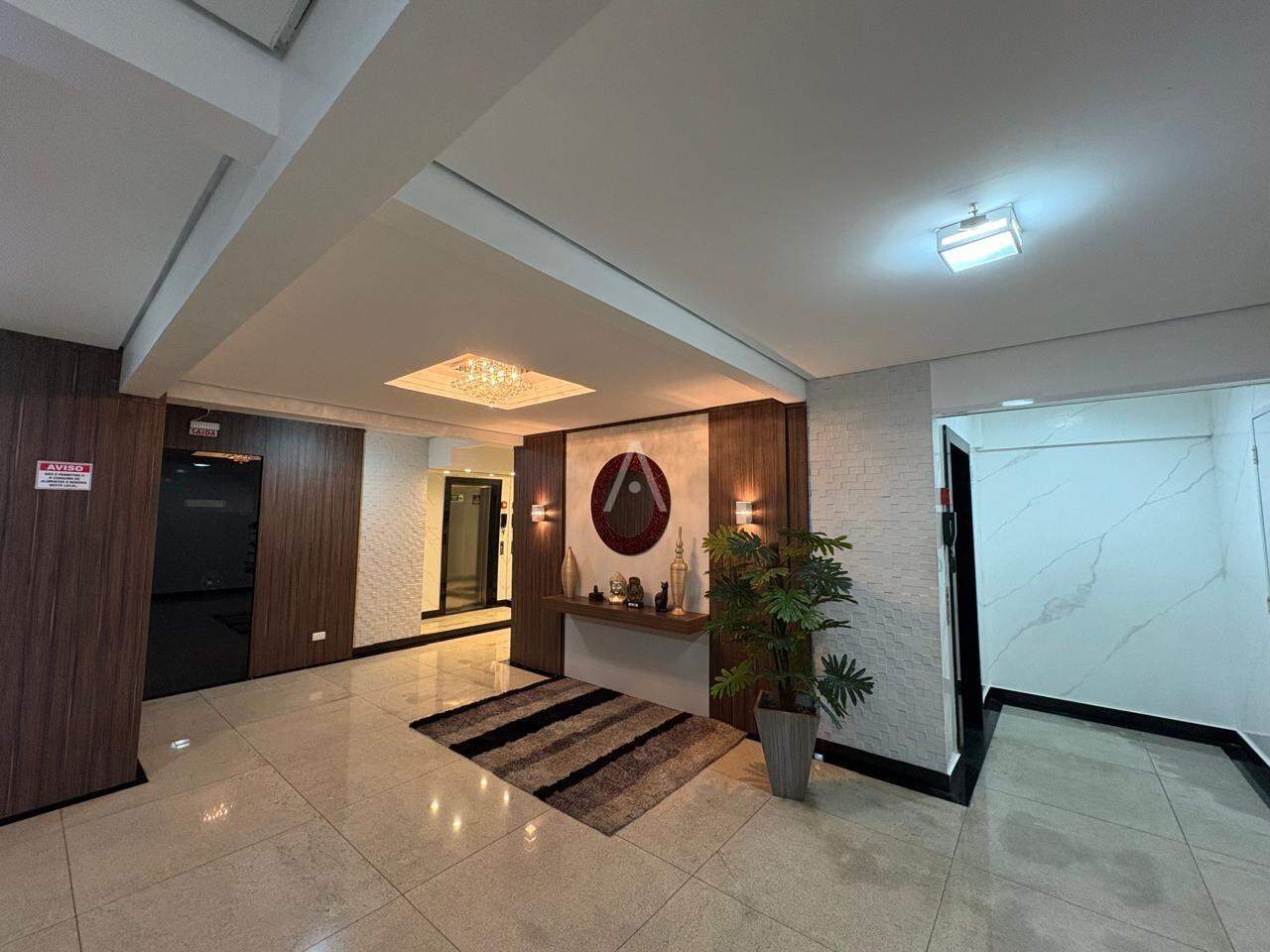 Apartamento para à venda no Bairro CENTRO em CASCAVEL: HALL ENTRADA 