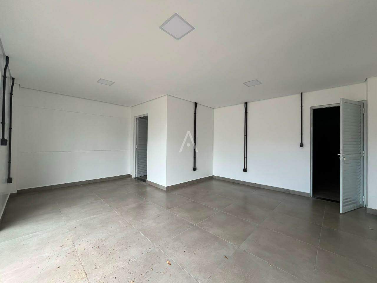 Barracão Comercial para para aluguel no Bairro JARDIM PANCERA em TOLEDO: 
