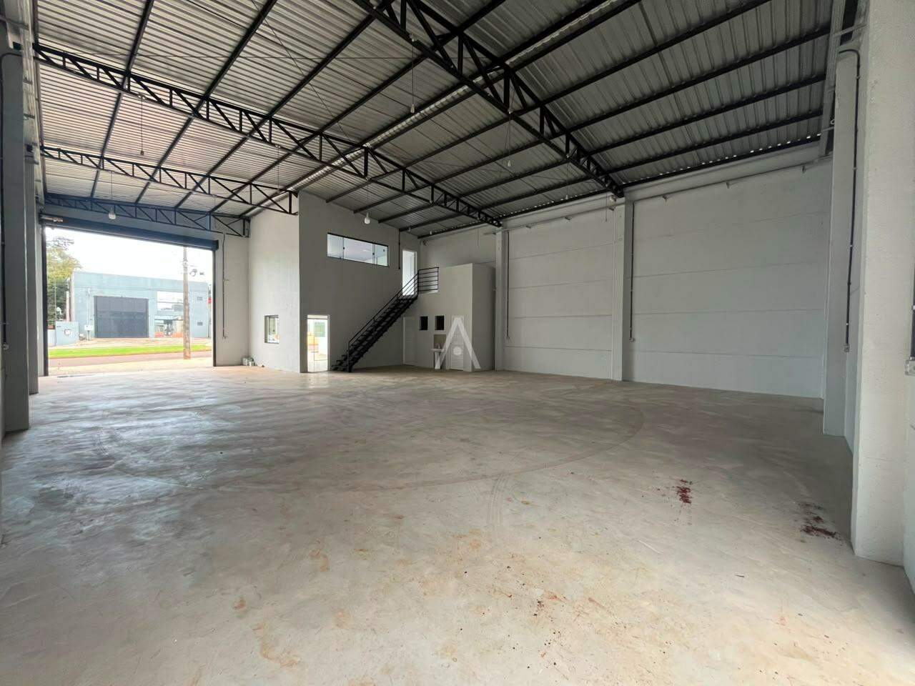 Barracão Comercial para para aluguel no Bairro JARDIM PANCERA em TOLEDO: