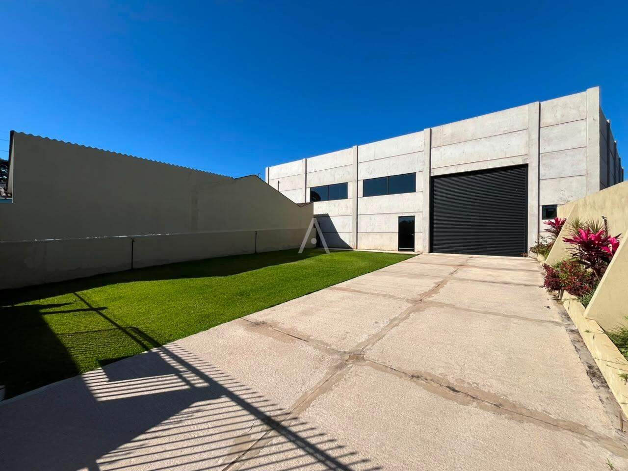Barracão Comercial para para aluguel no Bairro Vila Pioneiro em TOLEDO: 