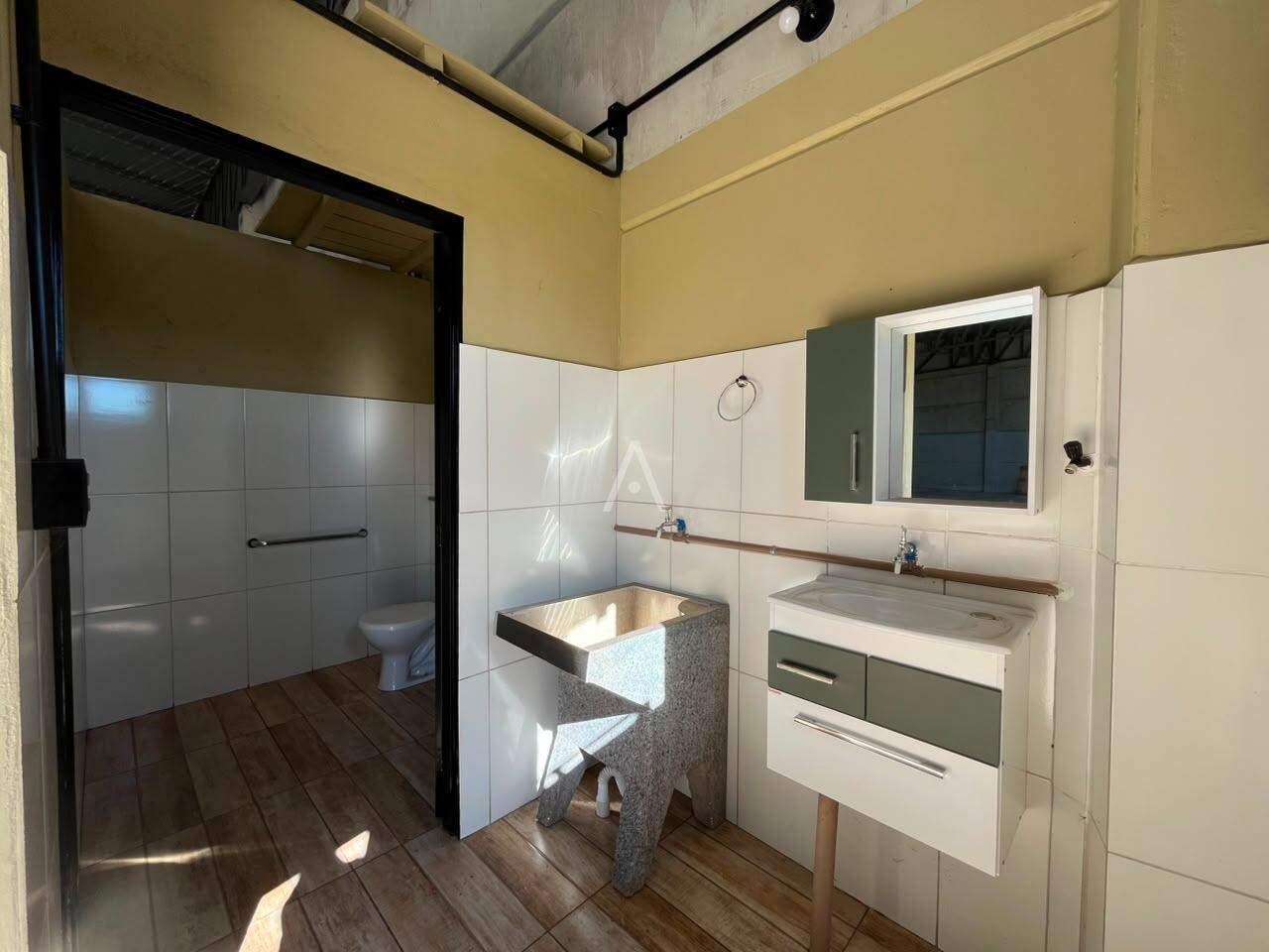 Barracão Comercial para para aluguel no Bairro Vila Pioneiro em TOLEDO: