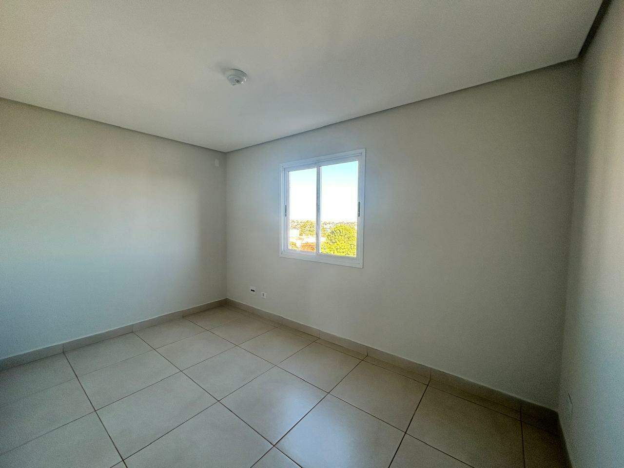 Apartamento para para aluguel no Bairro COQUEIRAL em CASCAVEL: 