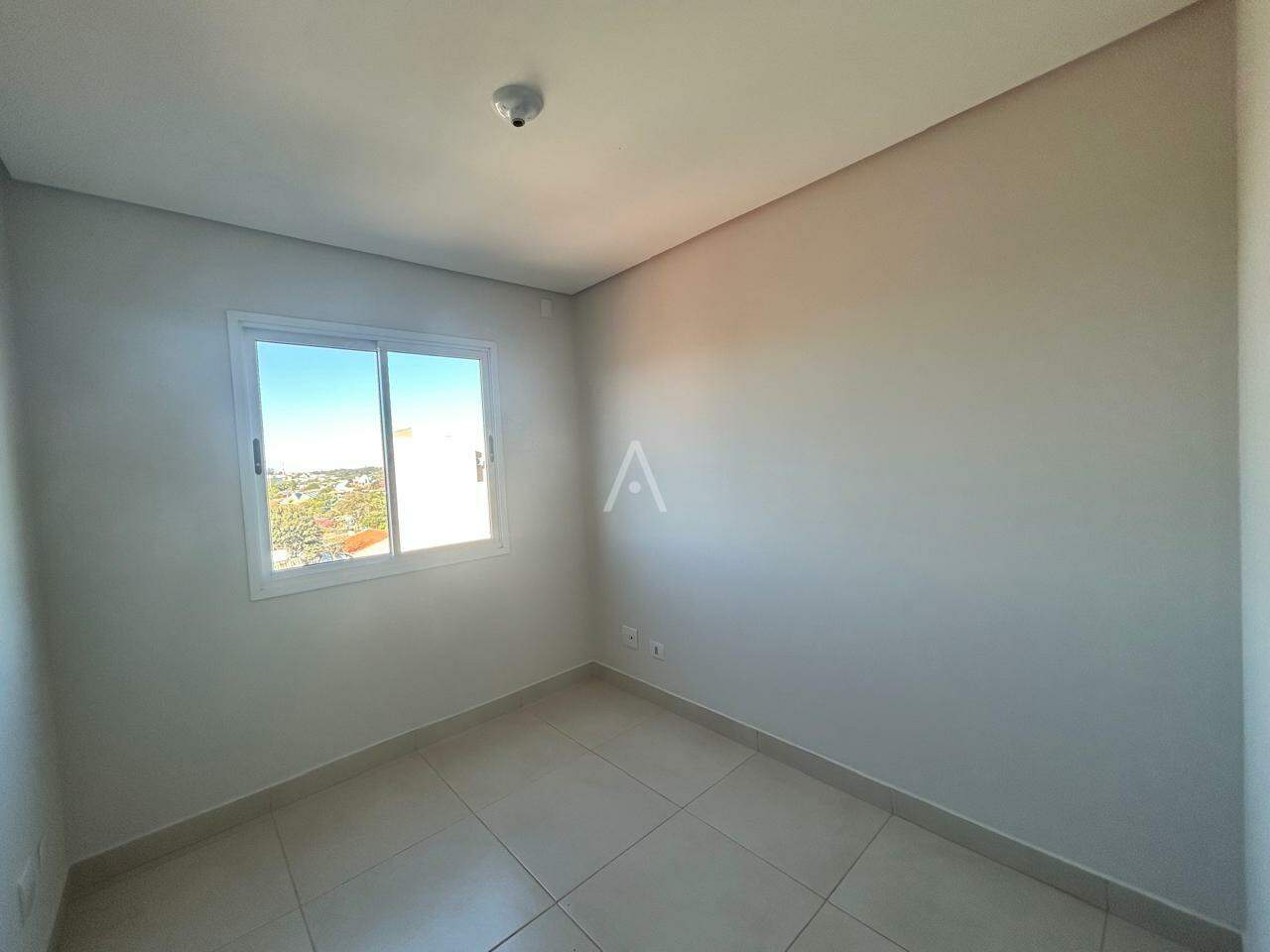 Apartamento para para aluguel no Bairro COQUEIRAL em CASCAVEL: 