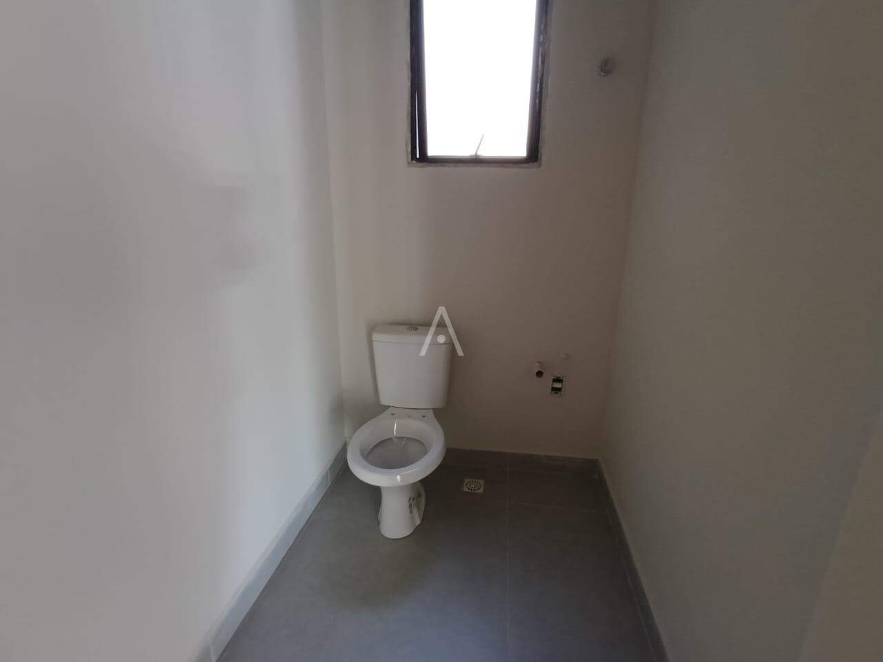 Sala Comercial para para aluguel no Bairro CENTRO em CASCAVEL: BANHEIRO DA SALA 