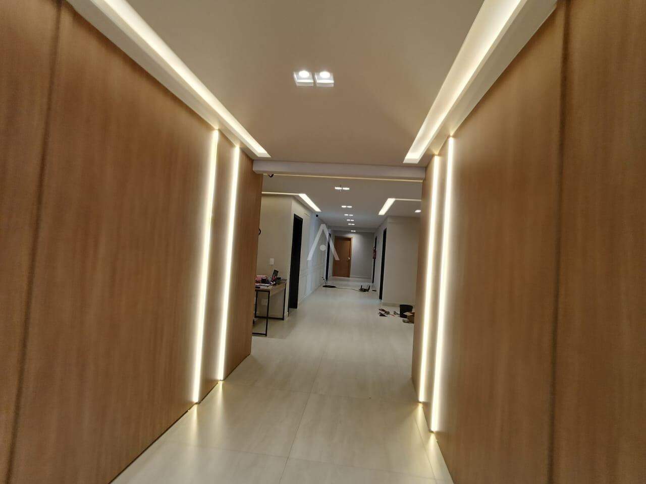 Sala Comercial para para aluguel no Bairro CENTRO em CASCAVEL: HALL DE ENTRADA 