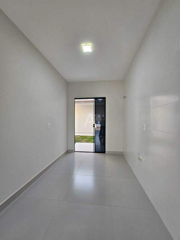 Casa Residencial para à venda no Bairro MORUMBI em CASCAVEL: 