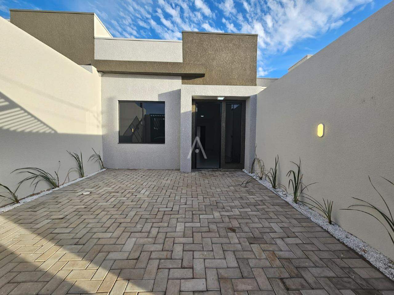 Casa Residencial para à venda no Bairro MORUMBI em CASCAVEL: 