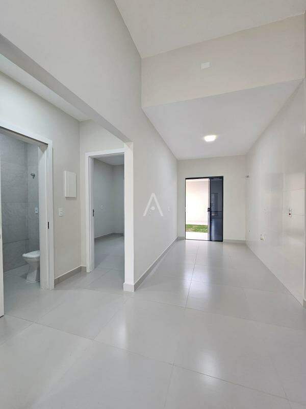 Casa Residencial para à venda no Bairro MORUMBI em CASCAVEL: 
