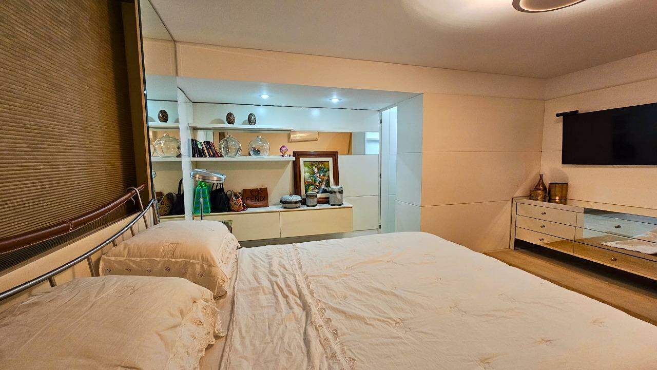 Apartamento para à venda no Bairro CENTRO em CASCAVEL: