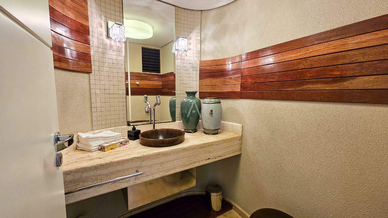 Apartamento para à venda no Bairro CENTRO em CASCAVEL: