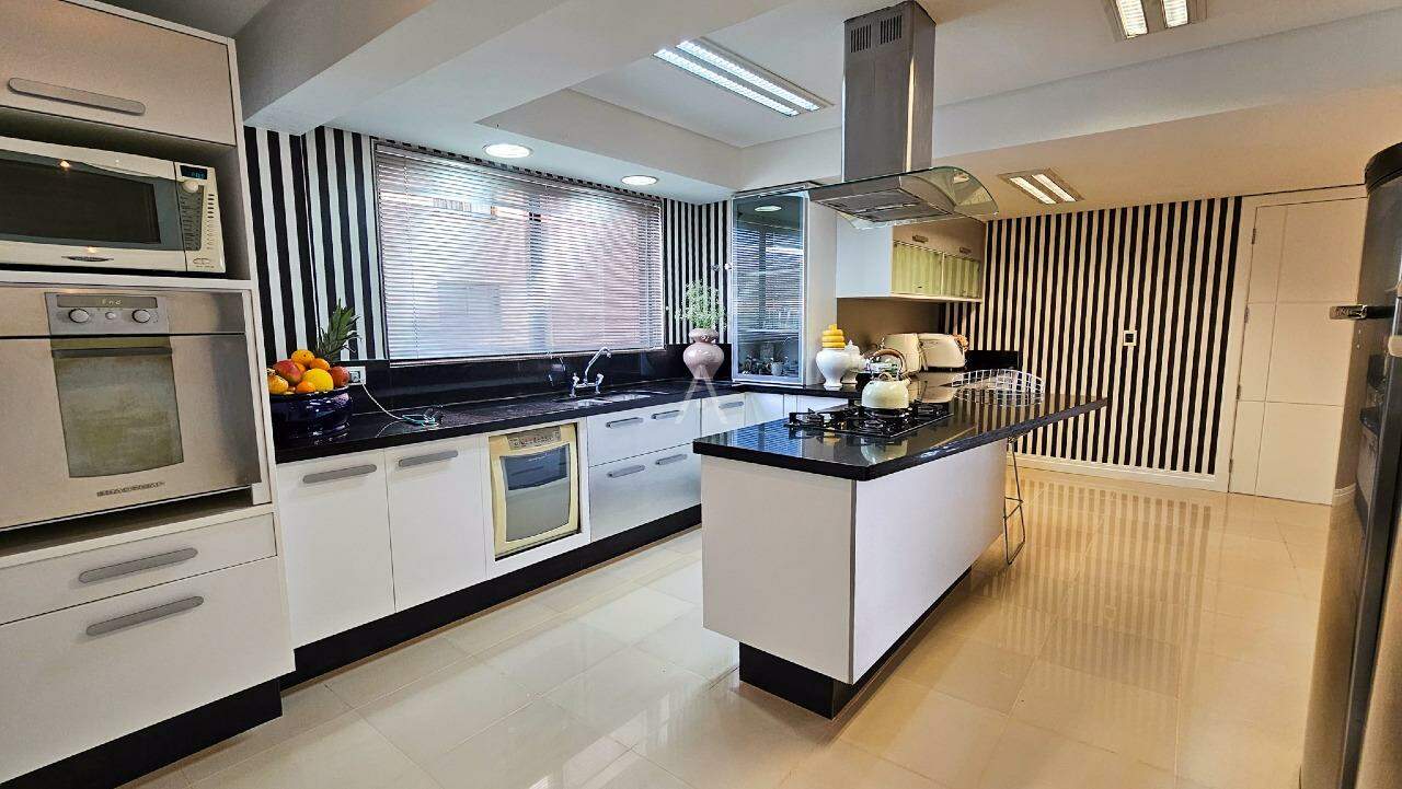 Apartamento para à venda no Bairro CENTRO em CASCAVEL: