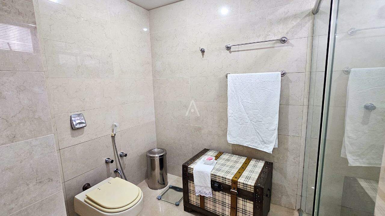 Apartamento para à venda no Bairro CENTRO em CASCAVEL:
