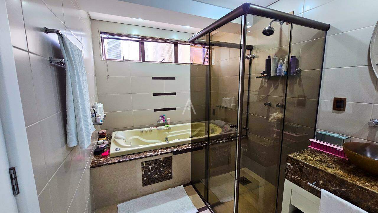 Apartamento para à venda no Bairro CENTRO em CASCAVEL: