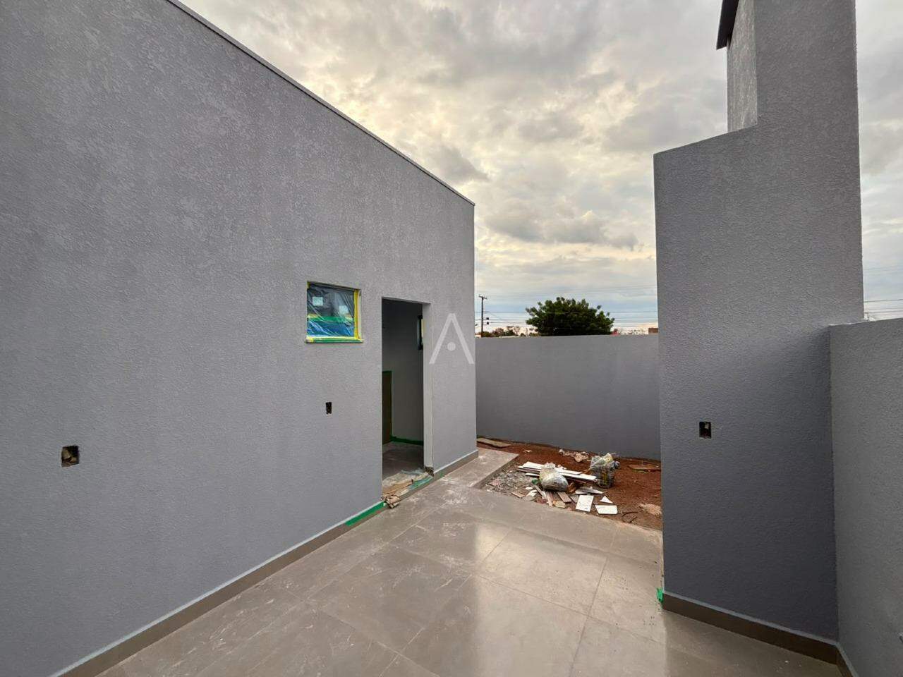 Casa Residencial para à venda no Bairro JARDIM COOPAGRO em TOLEDO: 