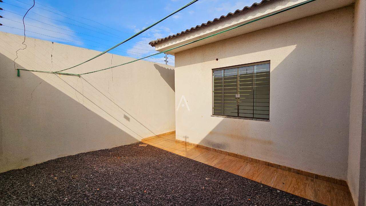 Casa Residencial para à venda no Bairro ESMERALDA em CASCAVEL: