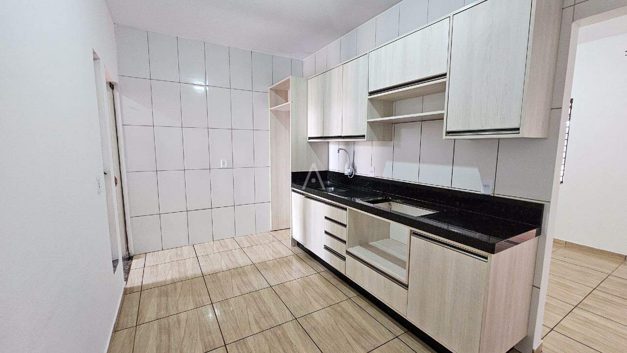 Casa Residencial para à venda no Bairro ESMERALDA em CASCAVEL: