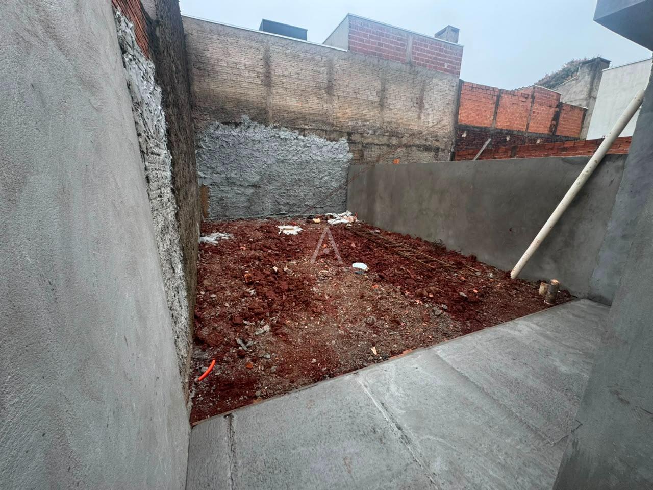 Casa Residencial para à venda no Bairro SAO FRANCISCO em TOLEDO: sobra de terreno